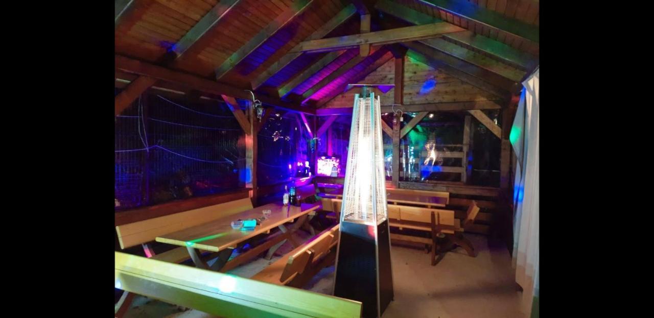 Aroa Mountain 4 Villa Zărneşti Buitenkant foto